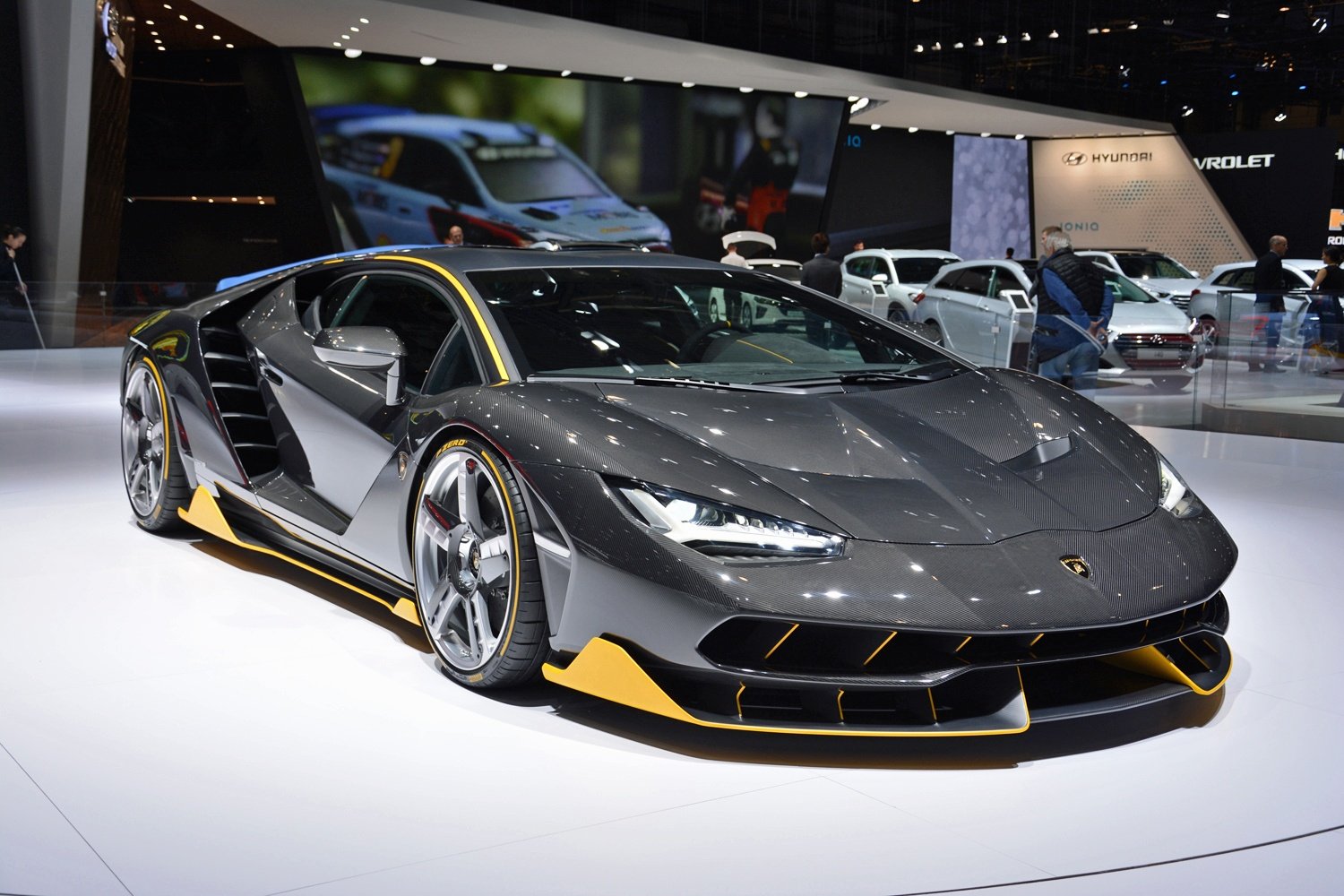 Концепт стильного Lamborghini Ankonian